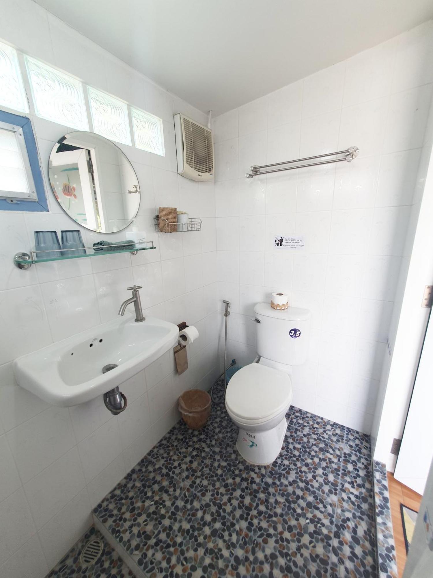 Kinn Stay50 Bangkok Rum bild